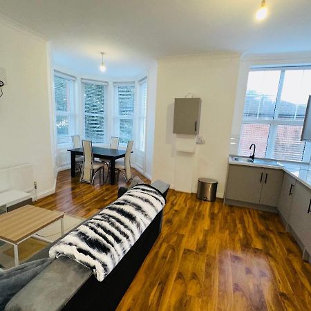 Newly Refurbished Two Bedrooms Flat St Leonards-on-Sea Eksteriør bilde
