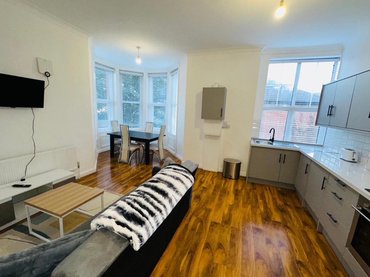 Newly Refurbished Two Bedrooms Flat St Leonards-on-Sea Eksteriør bilde
